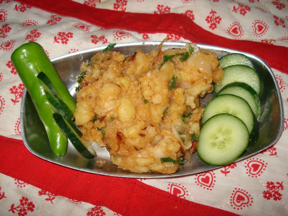 391227_295500973814669_1354225712_n